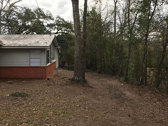 5th image of 4305 South St