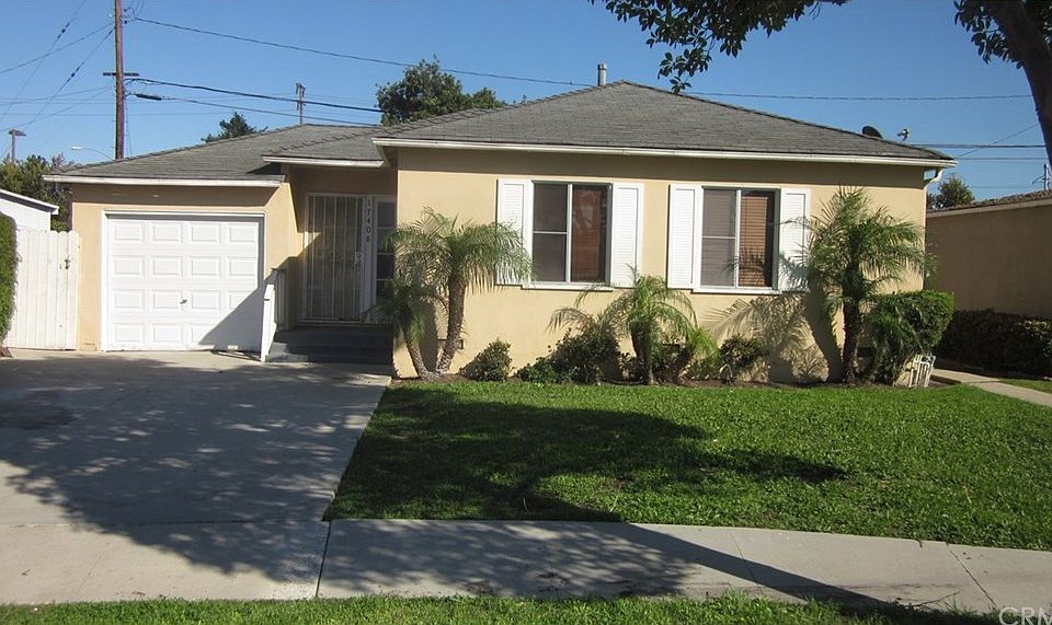 1st image of 17408 Delia Ave