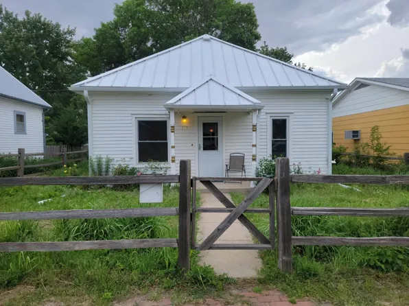 117 N Jefferson St, Smith Center, KS 66967