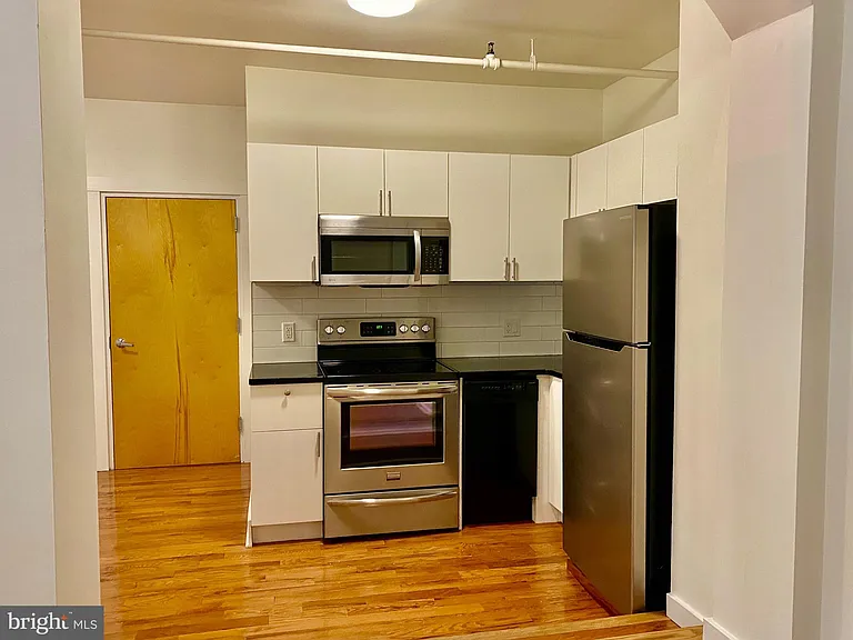 1300 Spruce St #1E — Photo 12