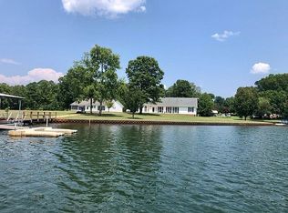 70 Cypress Point Ct, Chappells, SC 29108