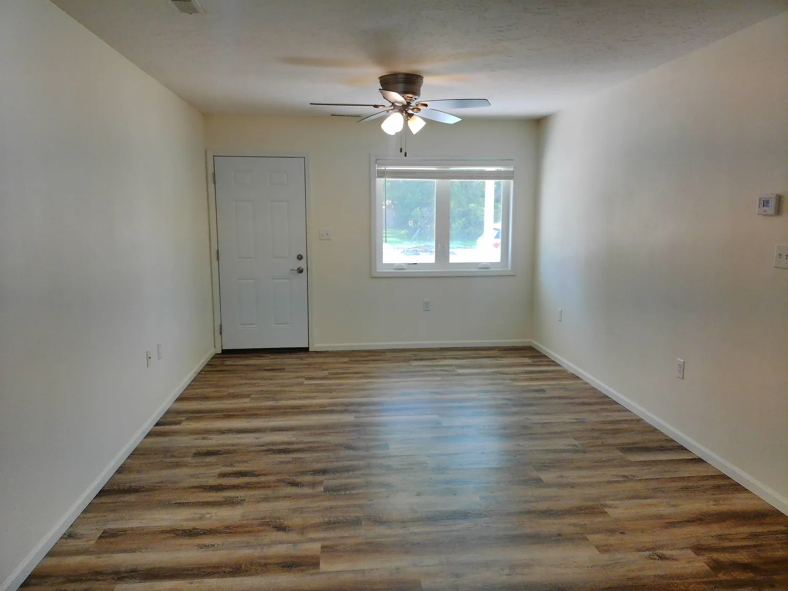 2 bed, 792 sqft, $800 — Photo 2