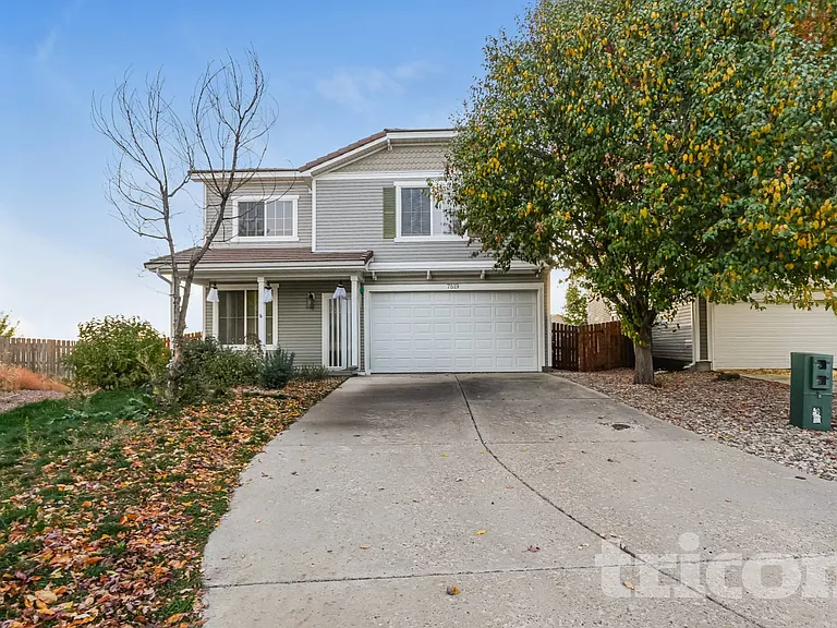 7519 Chenoa Ct — Photo 1