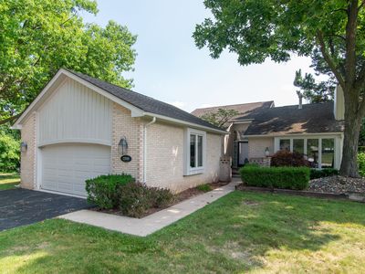 2288 Cameo Lake Ct, Bloomfield Hills, MI, 48302