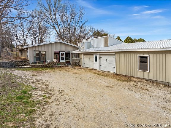 2nd image of 250 Northview Rd