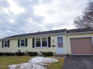 95 Wildwood Dr, Rochester, NY 14616