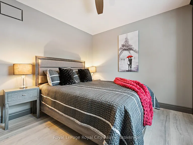 36 Emily St — Photo 24