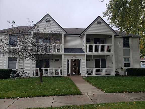 2nd image of 920 Columbus Ave