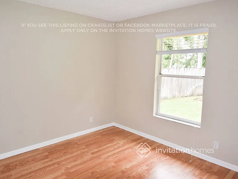 2634 Yarmouth Dr — Photo 8