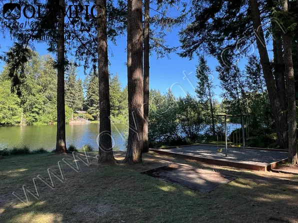 7439 Kittiwake Dr SE, Olympia, WA 98513