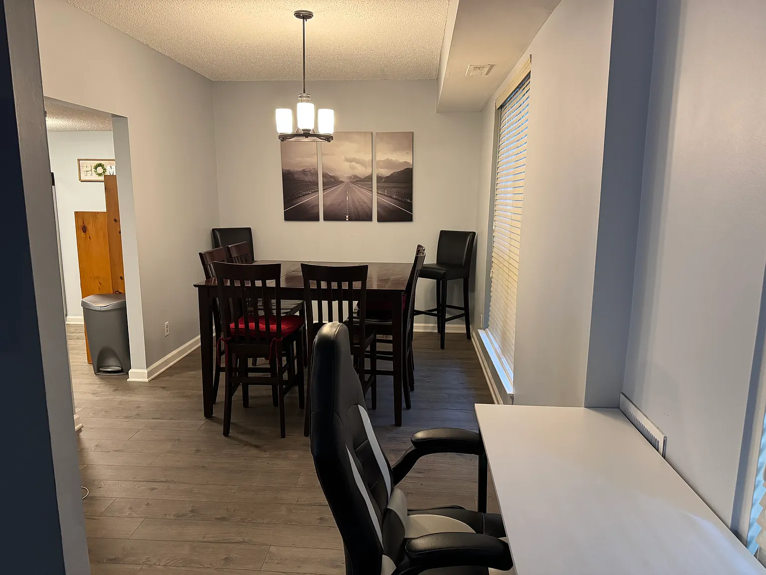 1 bed, 980 sqft, $2,000 — Photo 3