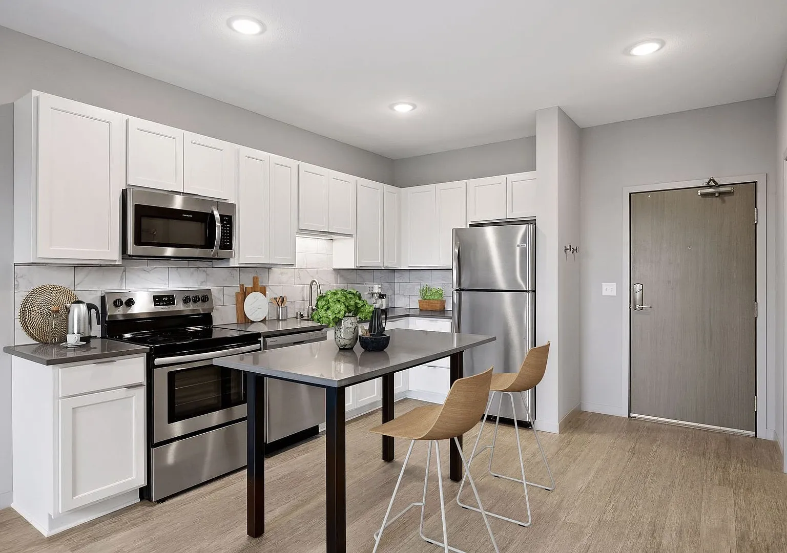 Archer Apartments — Photo 4