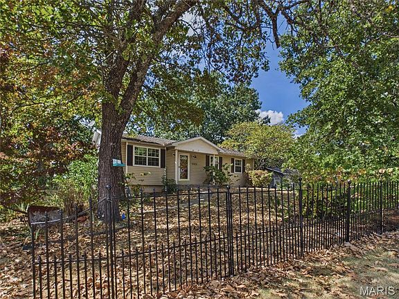2nd image of 15675 Talon Ln