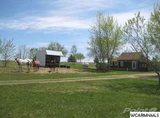 25310 12th St NW, New London, MN 56273