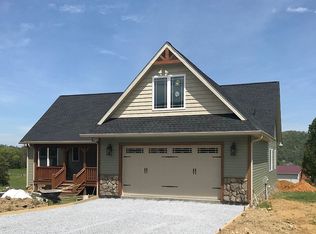 120 Mustang Valley Ln, Elizabethton, TN 37643