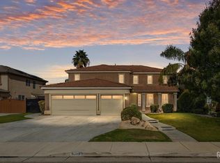 9412 Coney Island Dr, Bakersfield, CA 93311