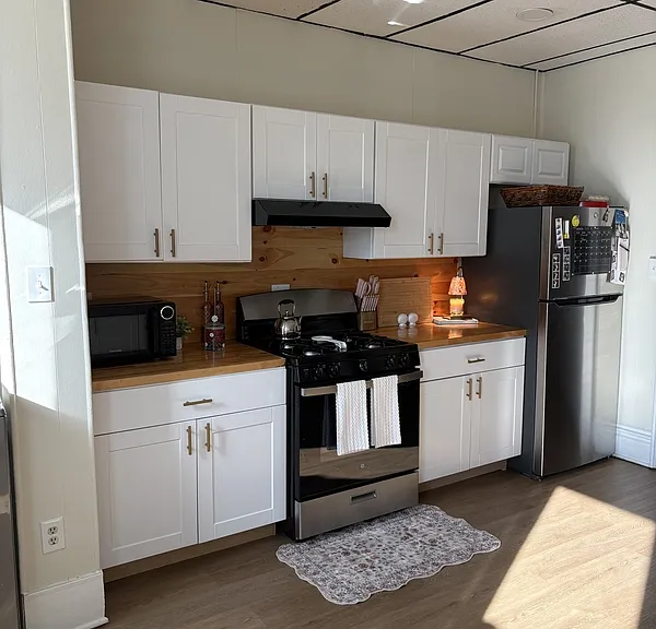 929 Broadway #2 — Photo 10