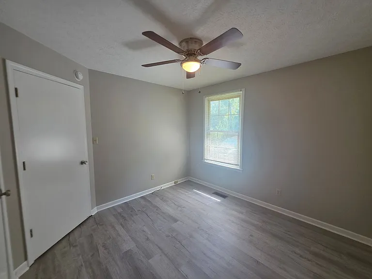 107 Oliver Street — Photo 6