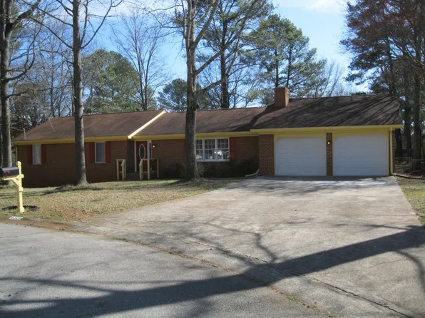 4326 Acuba Ct SW, Lilburn, GA 30047