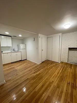 Rented by Nest Seekers International | media 12