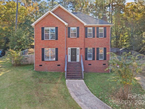 148 Highland Woods Dr, Wadesboro, NC 28170
