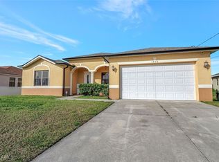 3806 35th St SW, Lehigh Acres, FL 33971