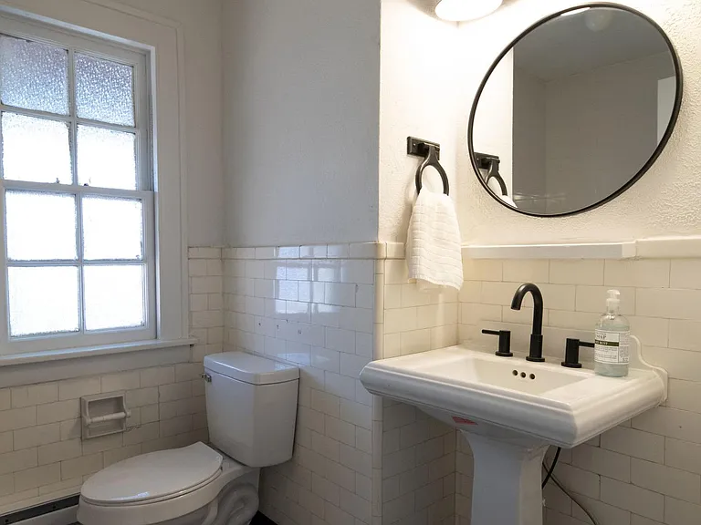115 N Portage Path #5 — Photo 11