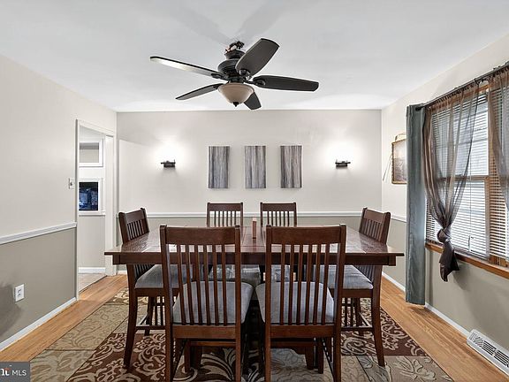 5th image of 202 Conchester Rd