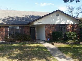 5702 Valley Mills Dr, Garland, TX 75043