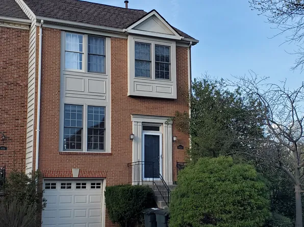 8018 Trevor Pl, Vienna, VA 22182