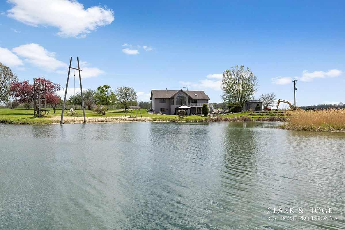 15615 W Kinley Rd, Pewamo, MI 48873 Zillow