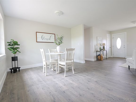 5th image of 1016 Ash Dr