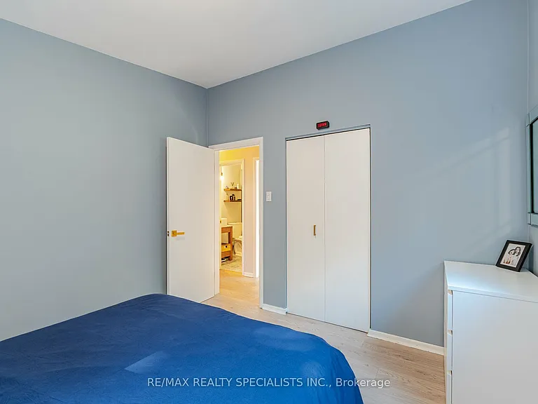 22 Balmoral Dr — Photo 18