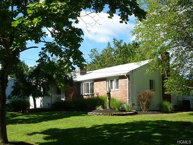 1st image of 25 Miller Dr