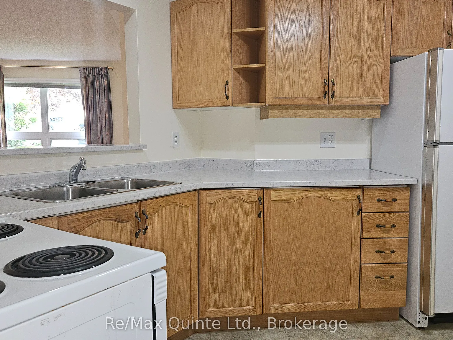 2 bed, $2,175 — Photo 2