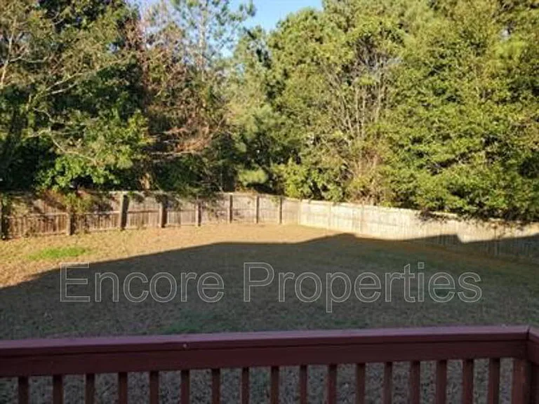 433 Haybale Ct — Photo 7