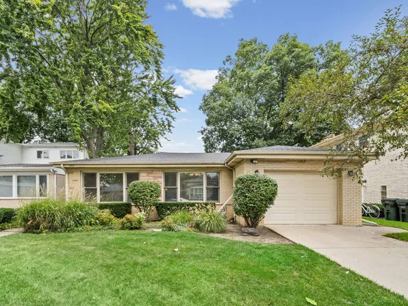 3912 Enfield Ave, Skokie, IL 60076