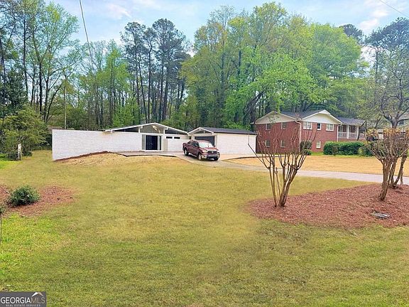 2nd image of 2533 Amalfi Dr