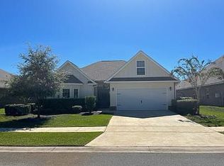 237 Lilly Bell Ln, Freeport, FL 32439