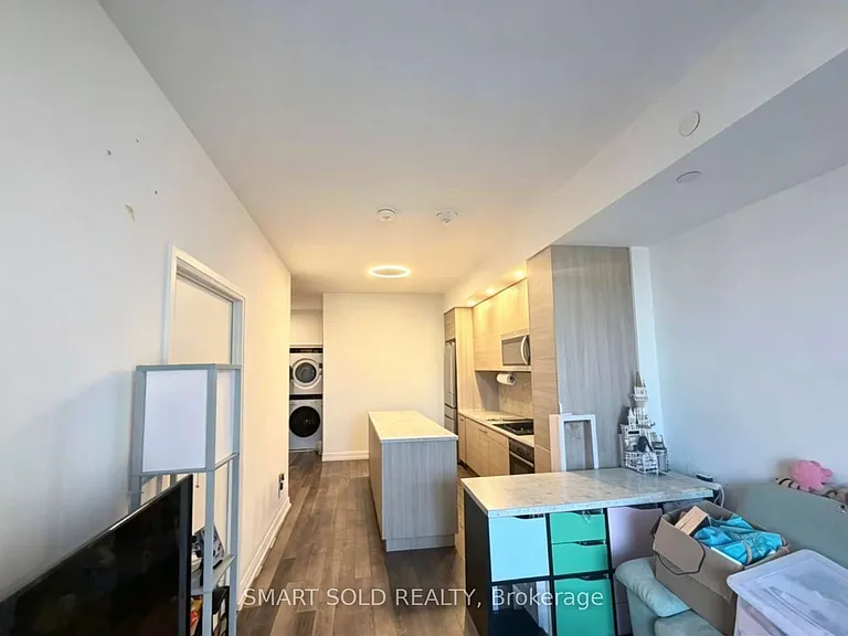 75 Canterbury Pl #1001 — Photo 3