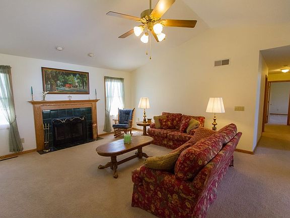 Liging Room