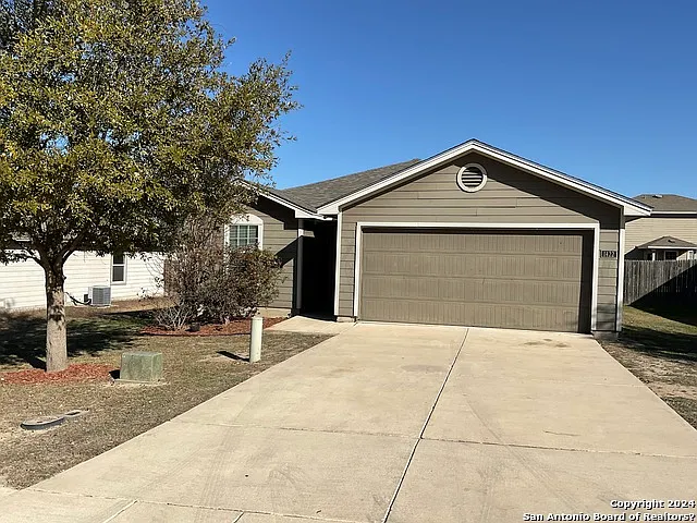 1422 Dove Bnd