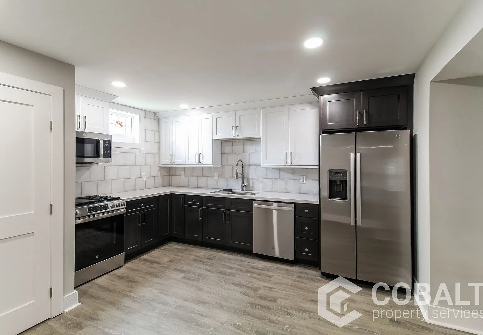 2 bed, 2.5 bath, 1423 sqft, $2,850 — Photo 1