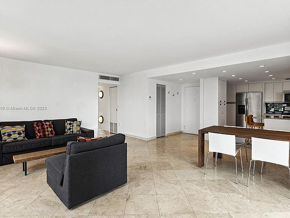 5th image of 1020 Meridian Ave APT 613