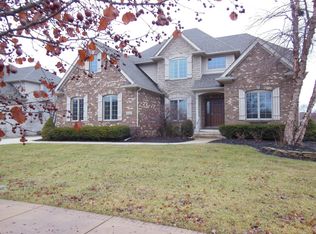 1118 Stonebridge Dr, Schererville, IN 46375