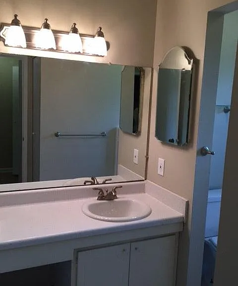 625 E Fox Hills Dr — Photo 19