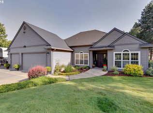 1970 SW Advance Rd, West Linn, OR 97068