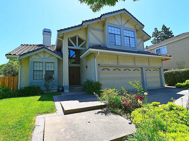 44144 Ibero Way — Photo 4