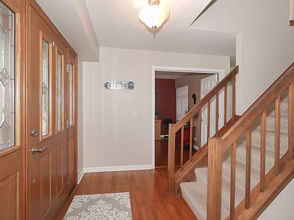 3rd image of 1614 Waterville Ln