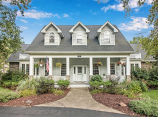 15572 W Stearns School Rd, Gurnee, IL 60031